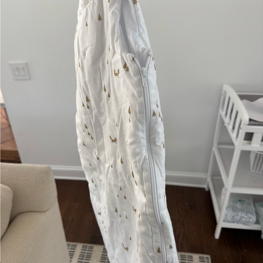Jacadi 6-24 month sleep sack. Super cozy and warm - Picture 3 of 4